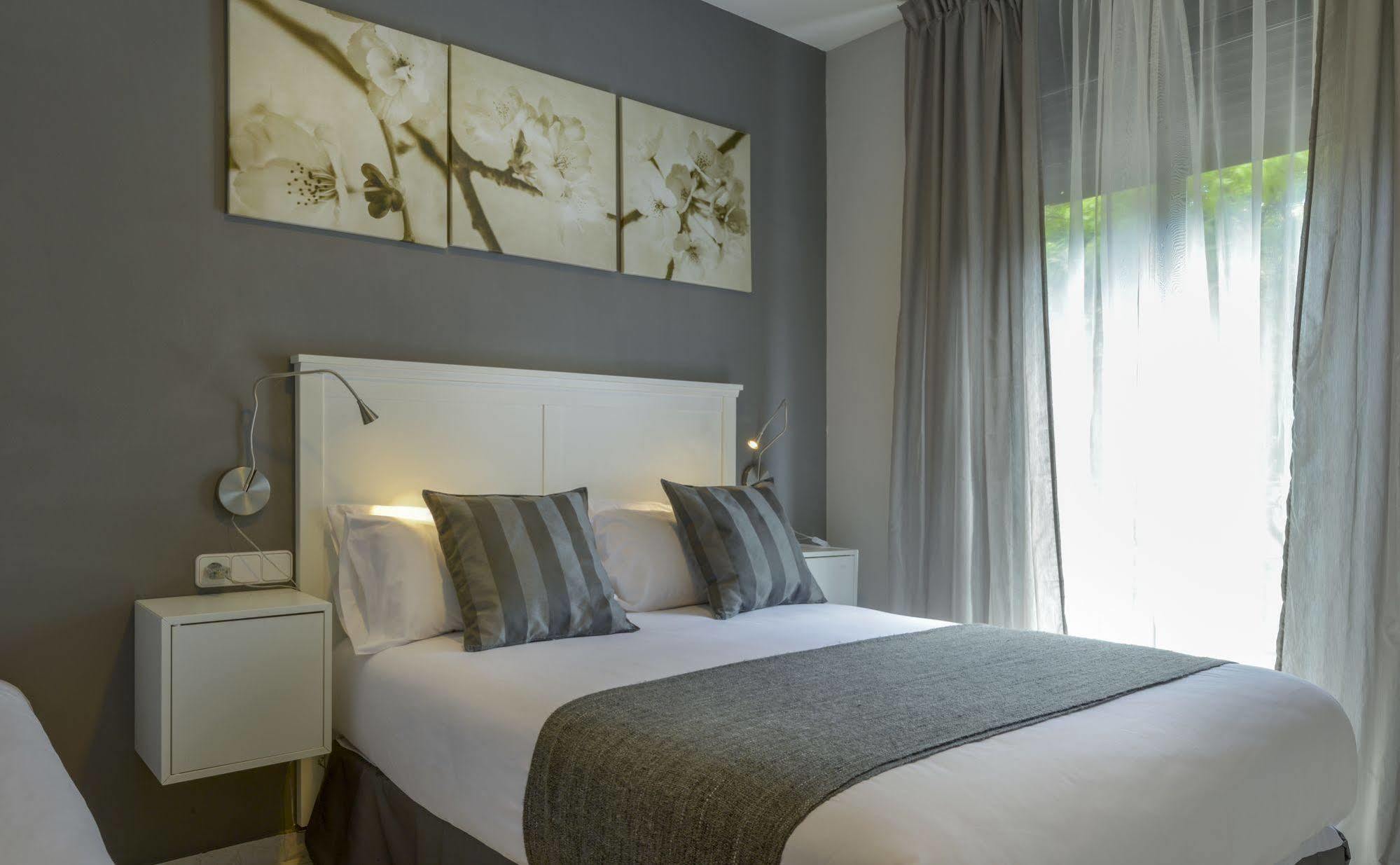 Alexandra Aparthotel Benstarhotelgroup Tarragona Exterior foto